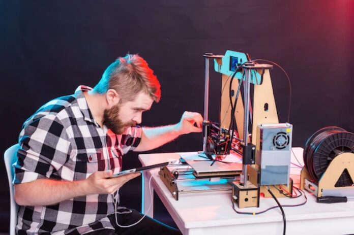 Инженеры из Томска представили 3D-принтер, который может работать в космосе